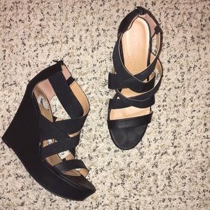 Chinese laundry black wedges